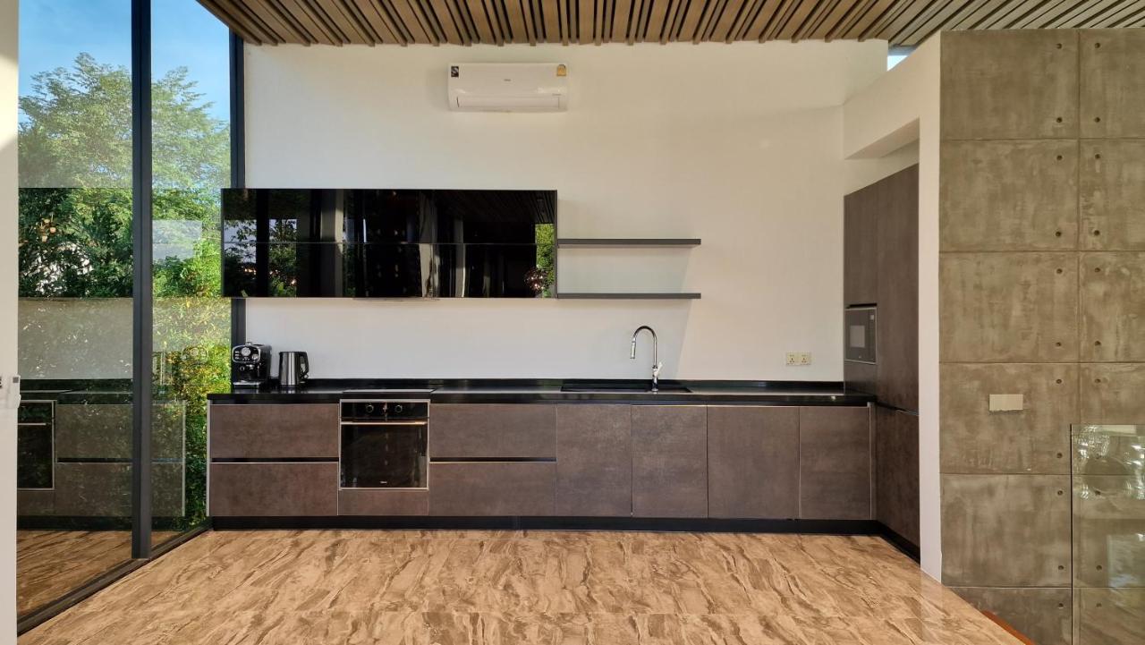 Villa Obsidian, With Staff, Sea View And Walk To Choeng Mon Beach Екстериор снимка
