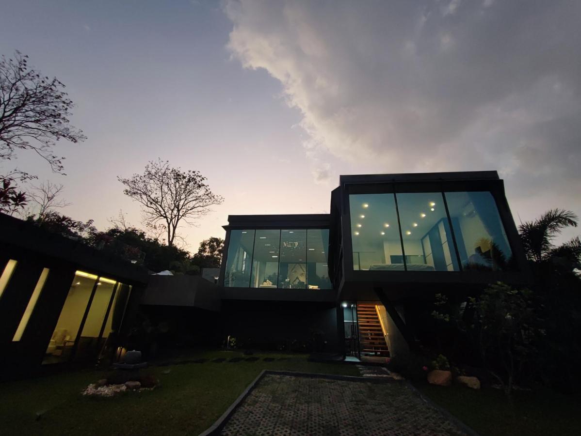 Villa Obsidian, With Staff, Sea View And Walk To Choeng Mon Beach Екстериор снимка