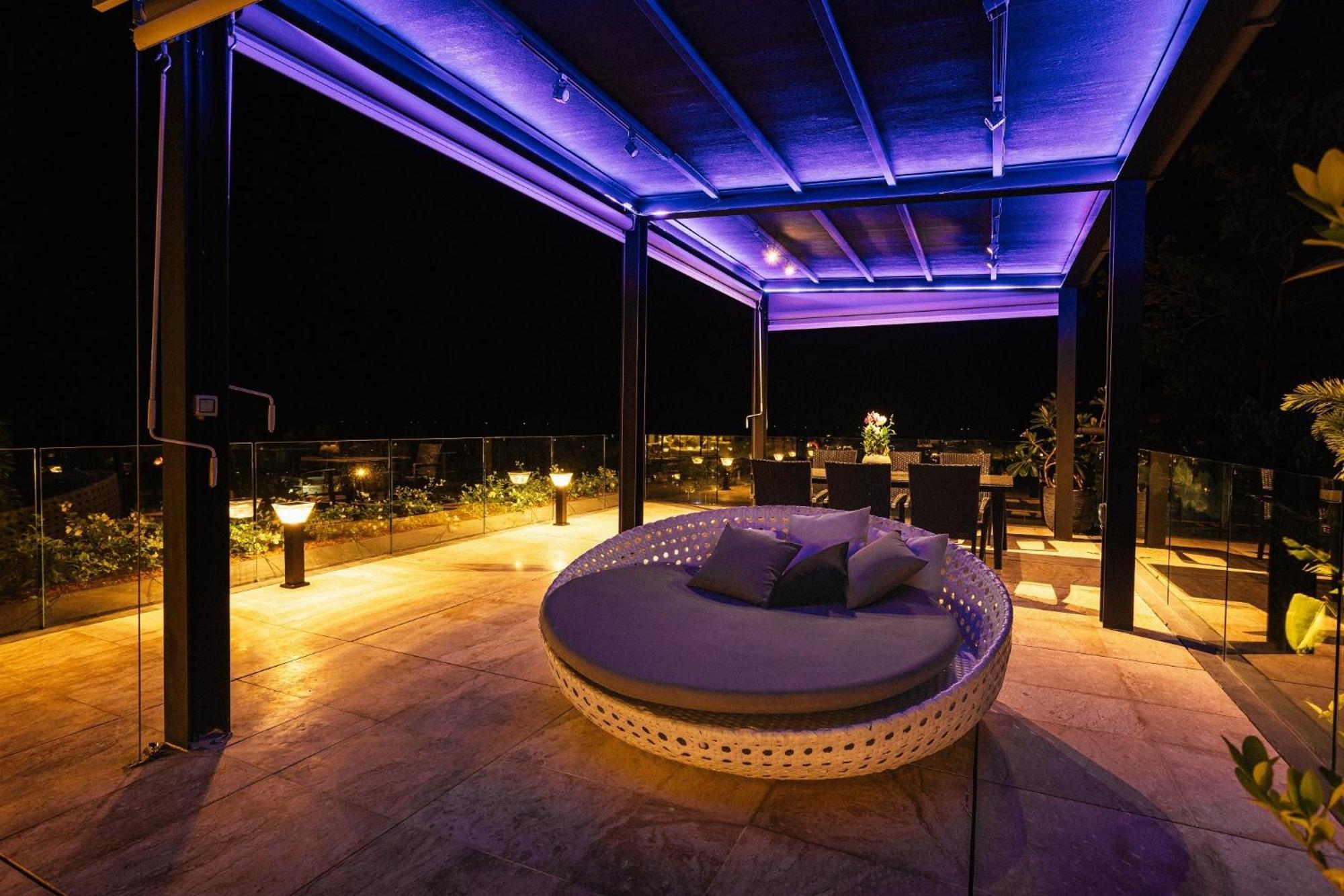 Villa Obsidian, With Staff, Sea View And Walk To Choeng Mon Beach Екстериор снимка